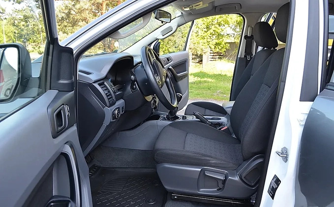 Ford Ranger cena 85000 przebieg: 132800, rok produkcji 2016 z Gąbin małe 326